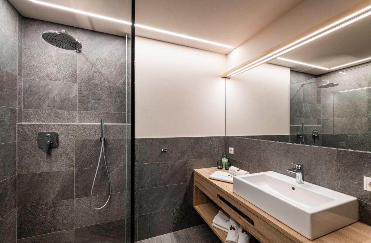 Unterlutaschg-Chalet Appartement Am Hof Slingia Ngoại thất bức ảnh