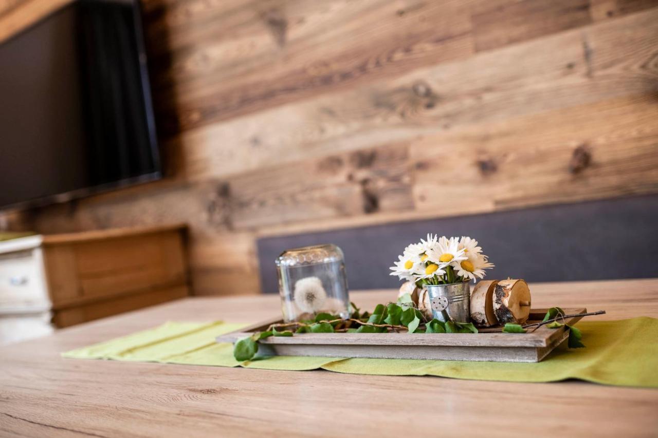 Unterlutaschg-Chalet Appartement Am Hof Slingia Ngoại thất bức ảnh